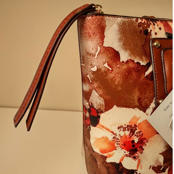 Adrienne Vittadini Brown Botanical Gardens Lock Tote Large Handbag - Picture 8 of 12